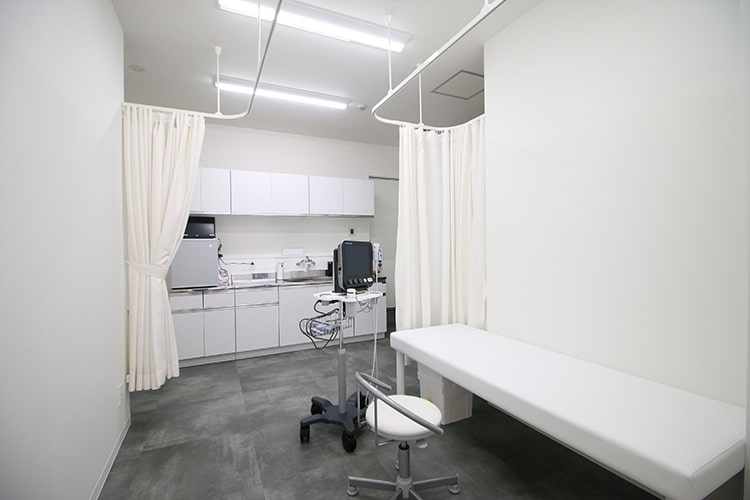 診察室3